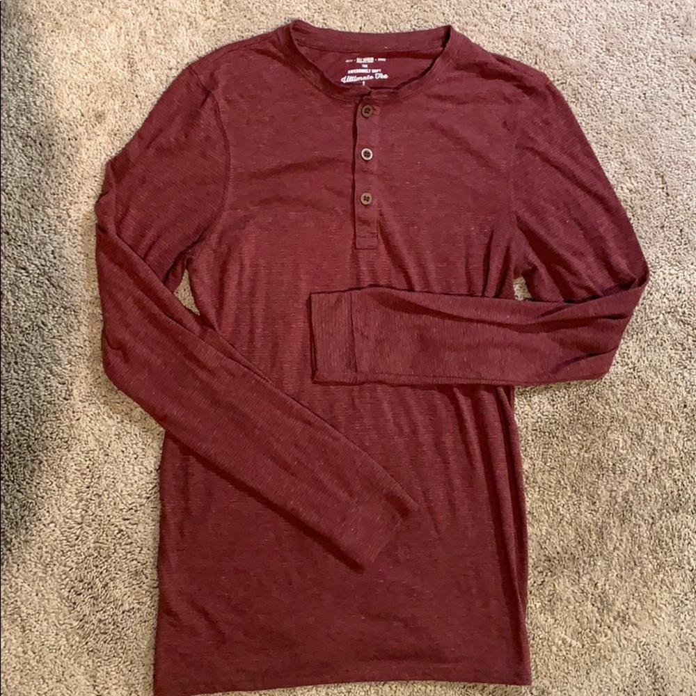 Button up long sleeve t-shirt